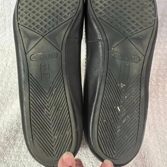 Size 9 - Aerosoles - Black Slip-On Flats - Picture 8 of 8